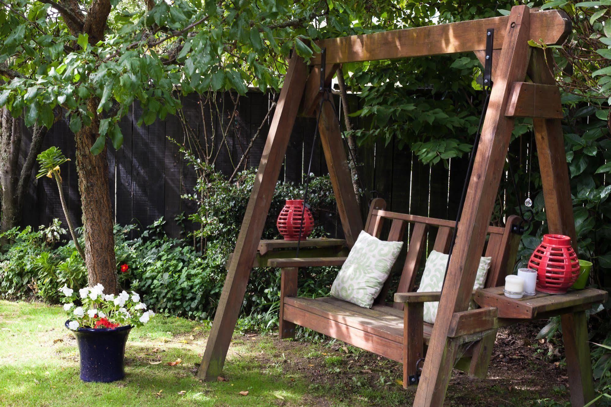 The Loft Bed And Breakfast Taupo Exterior photo